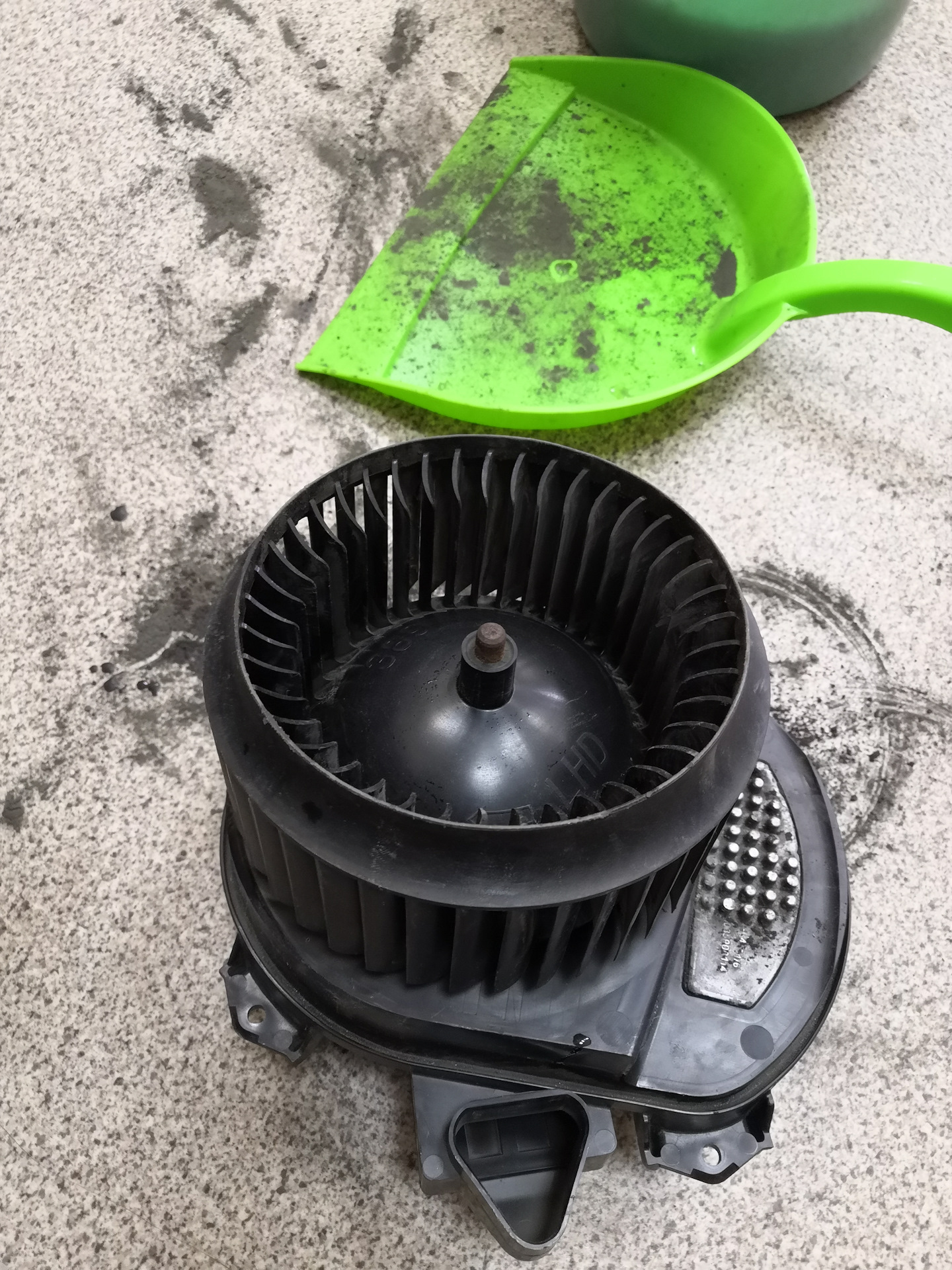 Вибрация при включении печки W176 A180 Mercedes-Benz — Mercedes-Benz A ...