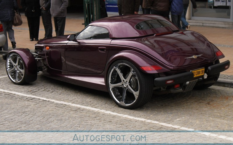 Plymouth Prowler с прицепом