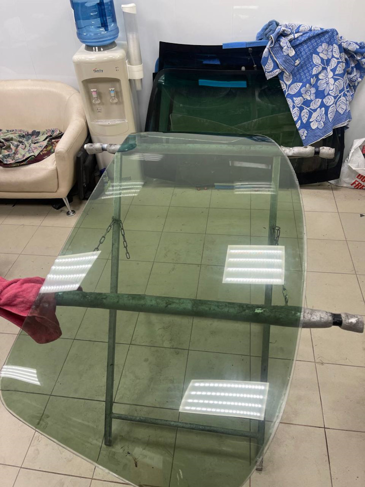 Стёкла на Мерседес w116 на Mercedes-Benz S-Class (W116). Б/у | 5 000 ...