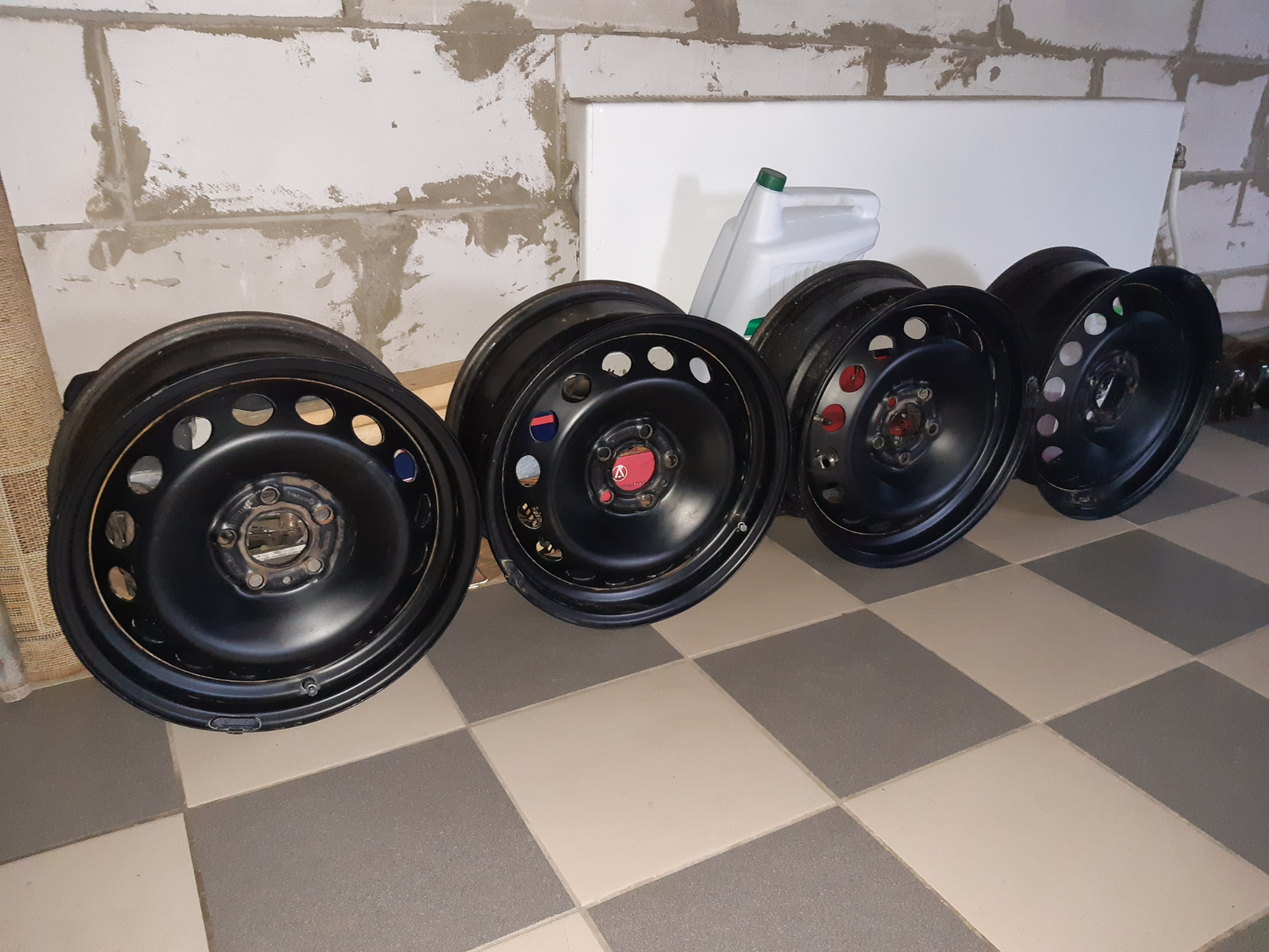 Диски продам штампы 16" — ГАЗ 3102, 2,3 л, 2006 года | колёсные диски ...