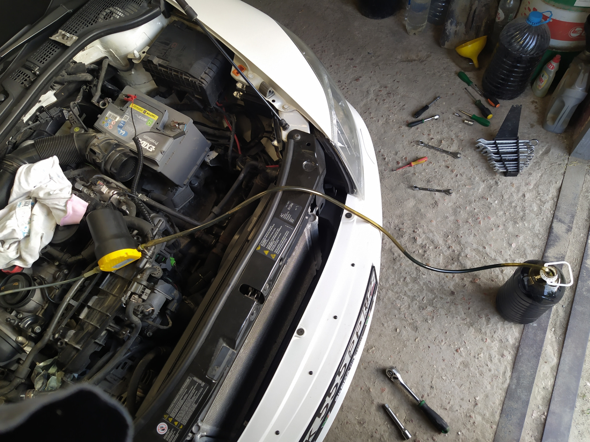 Очередное ТО и насос для выкачки масла. — Skoda Octavia RS A5 Mk2, 2 л .