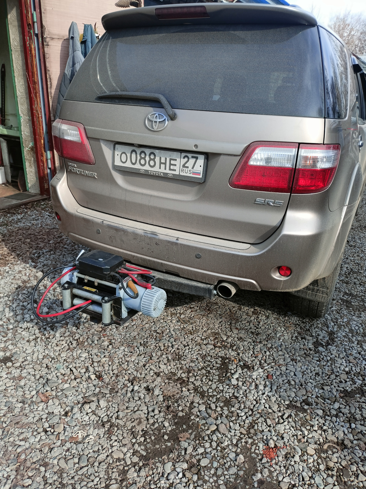 Лебедка в фаркоп — Toyota Fortuner (1G), 2,7 л, 2010 года | своими ...