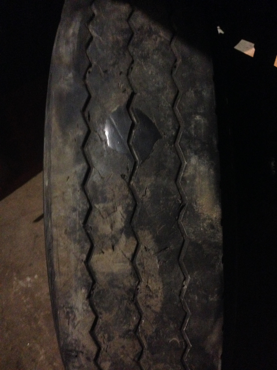 15 — КАМАЗ Золотарь