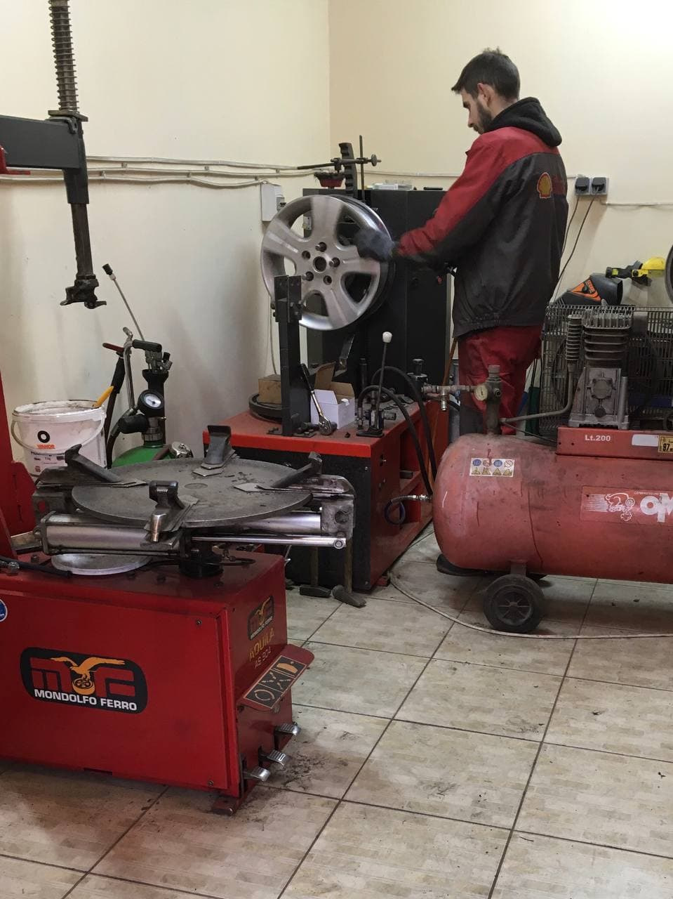 Прокатка легкосплавных дисков — FIAT Sedici, 1,6 л, 2006 года ...