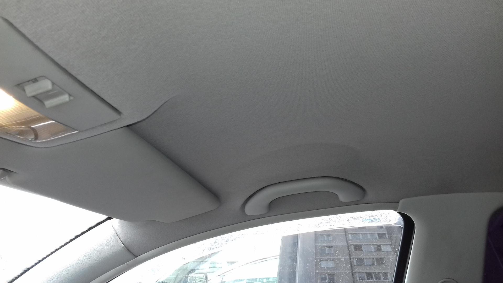 Как снять обшивку потолка шкода фабия Обшивка потолка - Skoda Fabia Combi Mk1, 1,4 л, 2002 года своими руками DRIVE2