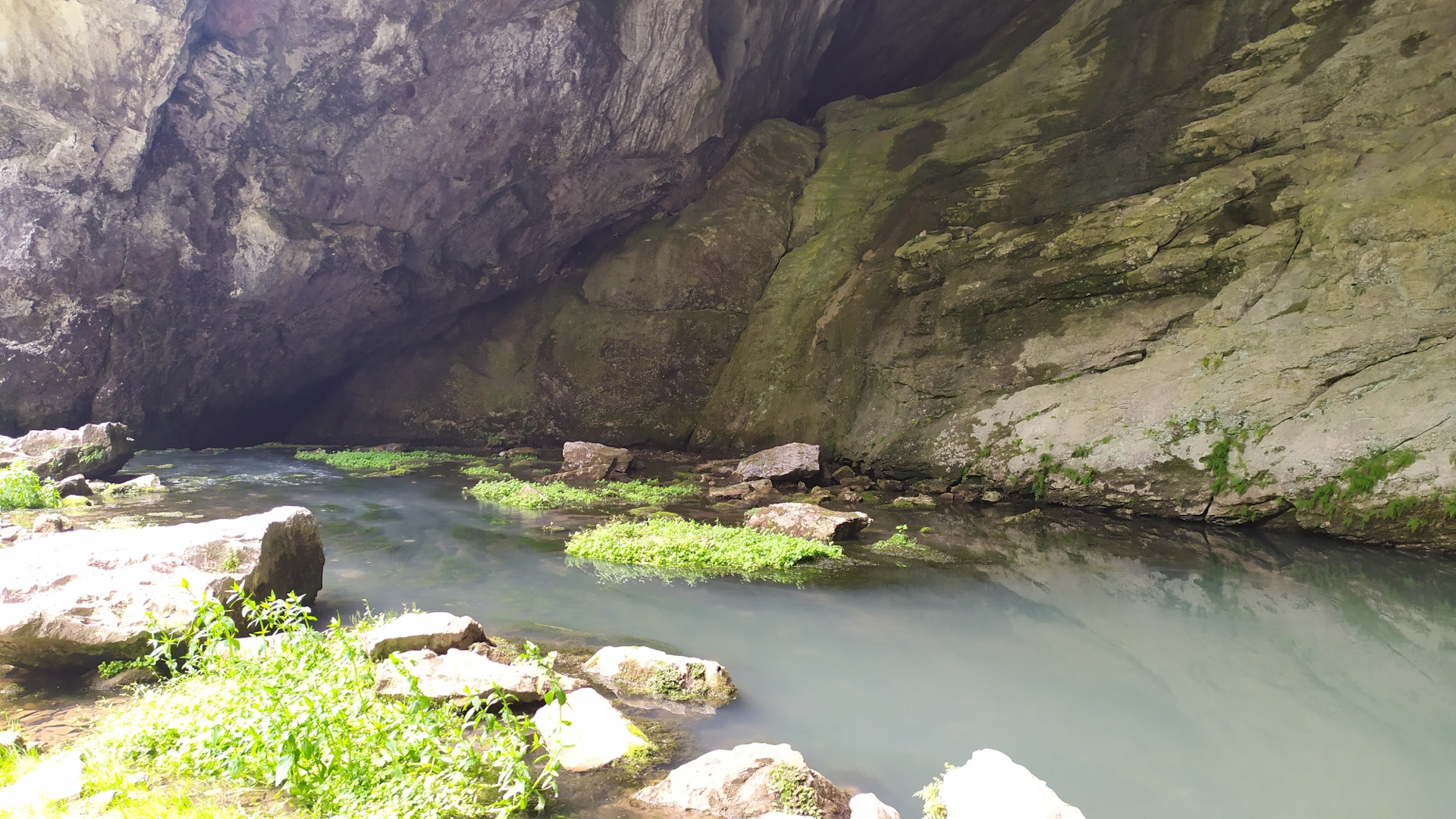 Пещера мата Таш