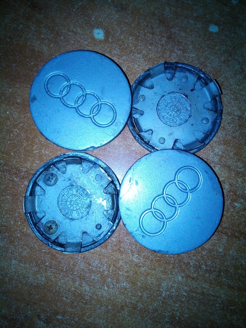 Оригинальные колпчки диска — Audi 100 (C4), 2,3 л, 1992 года | просто ...