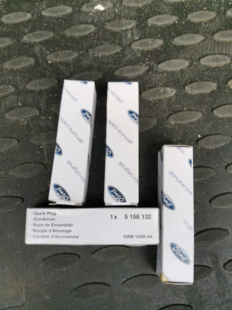 5158132 Свеча зажигания / 2,0/2,3/2,5 Duratec/Dohc 07~ Ford | Запчасти ...