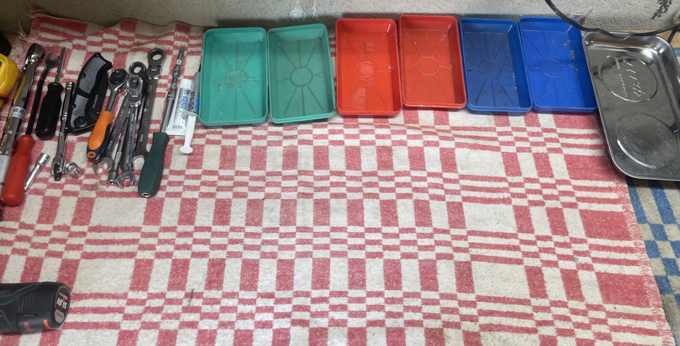 Замена термопасты под ИСМ в инверторе — Lexus RX 400h (2G), 3,3 л, 2007 ...