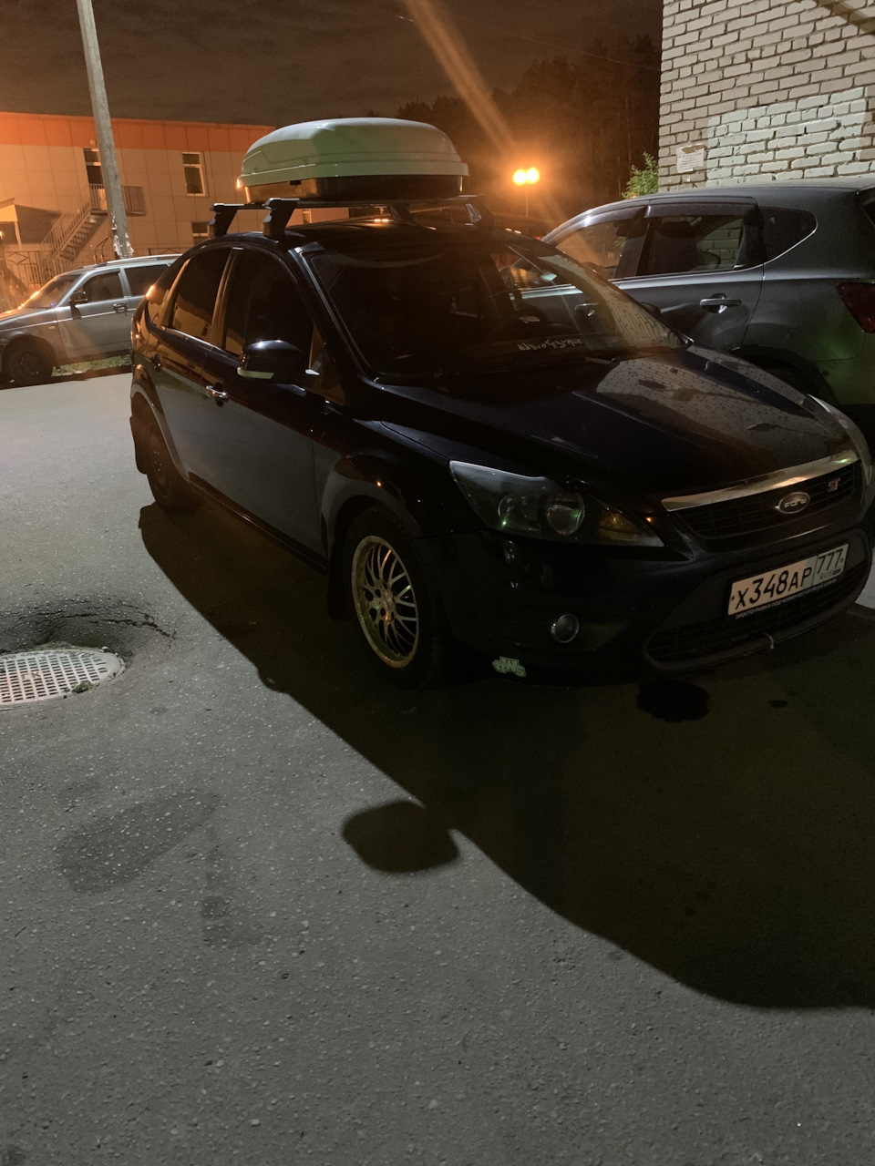 Смола на кузове (мойка втридорого) — Ford Focus II Hatchback, 1,6 л, 2010  года | мойка | DRIVE2