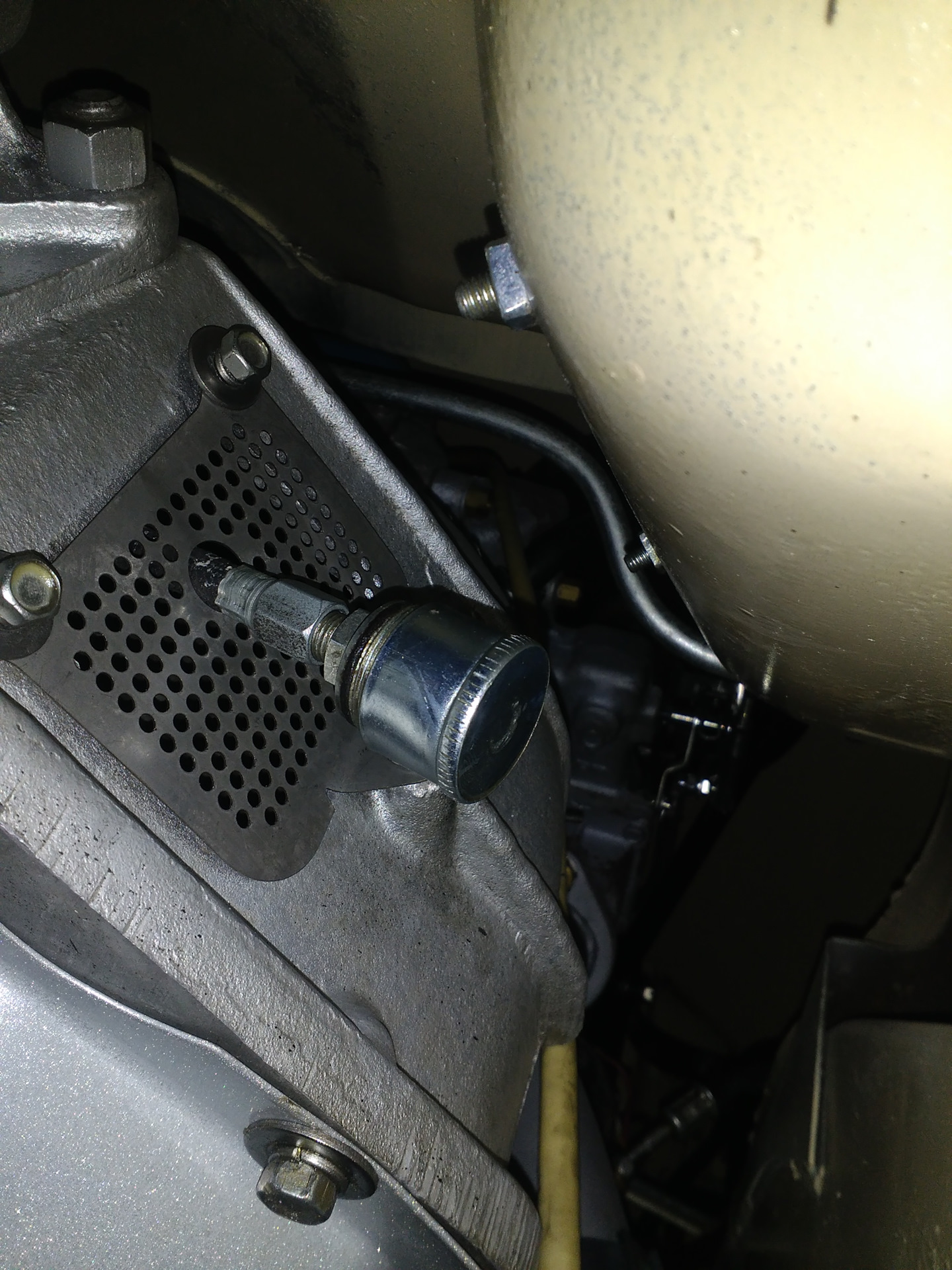 Узел смазки выжимного подшипника ГАЗ-21 67 года выпуска — ГАЗ 21, 2,4 л ...