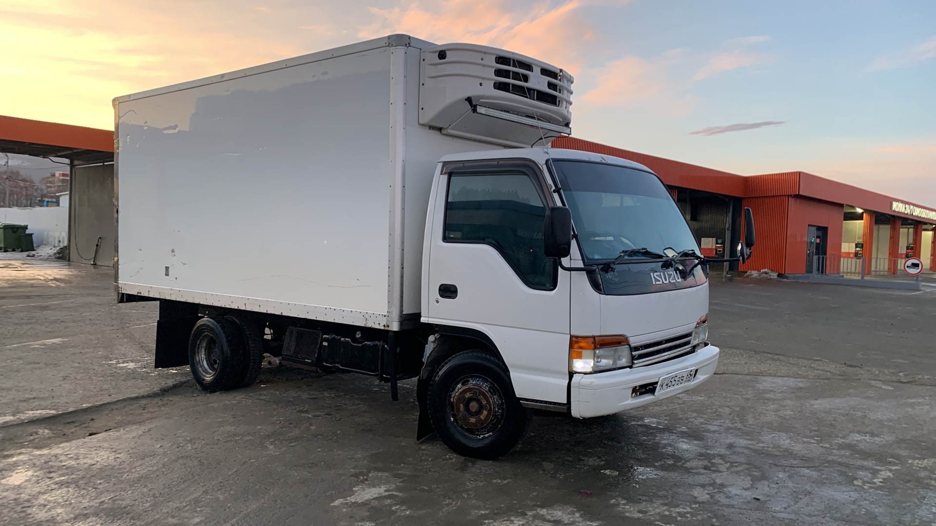 Isuzu Elf 4.6 дизельный 2001 | на DRIVE2