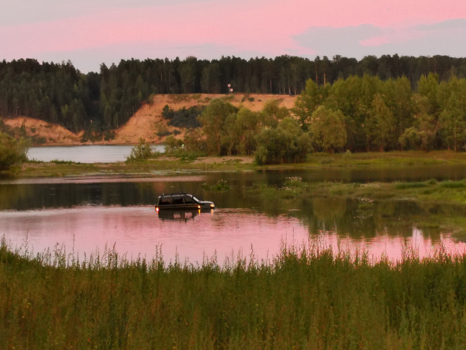 УАЗ Патриот застрял в реке. Вытащить его смог только ЗиЛ 131! — УАЗ ...