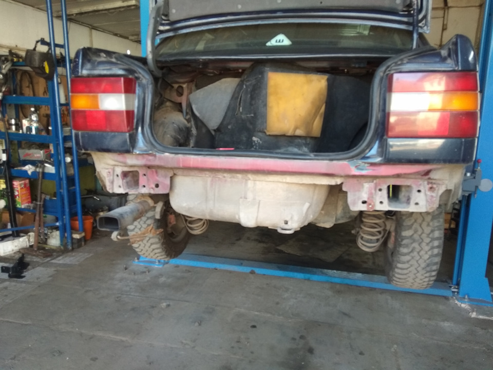 Фото в бортжурнале Volvo 850