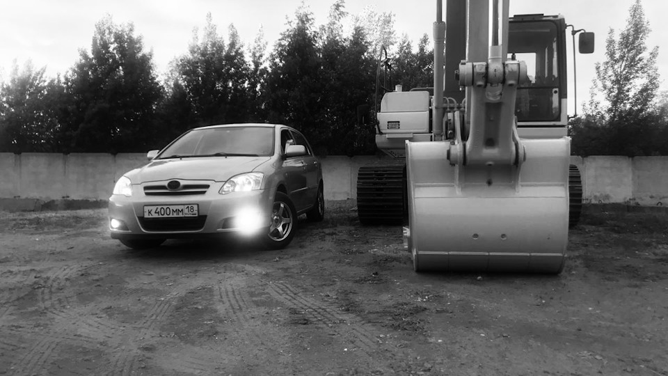 Нужна помощь.Клинит задние тормоза — Toyota Corolla (120), 1,4 л, 2006 ...