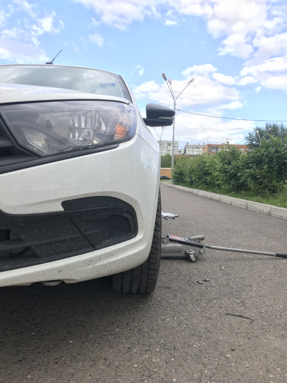 Проставки на колёса и мелочи — Lada Гранта (2G) FL, 1,6 л, 2019 года ...