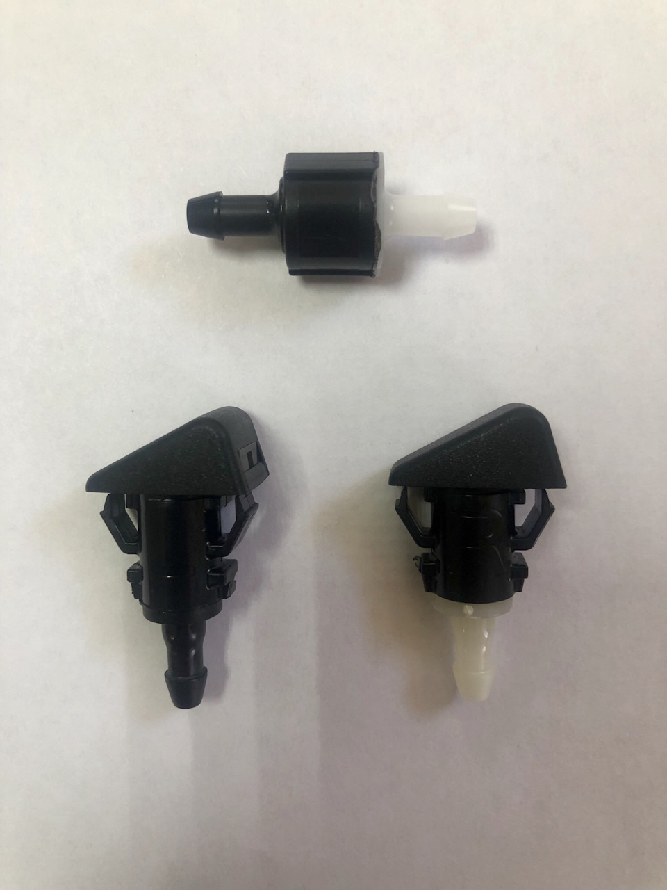 Установка веерных форсунок омывателя ветрового стекла — KIA Rio (3G), 1 ...