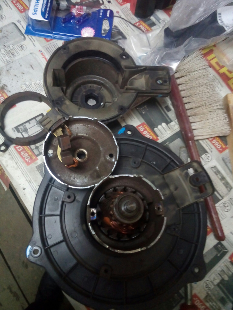 Чистка моторчика печки — Chevrolet Lacetti 5D, 1,6 л, 2011 года ...