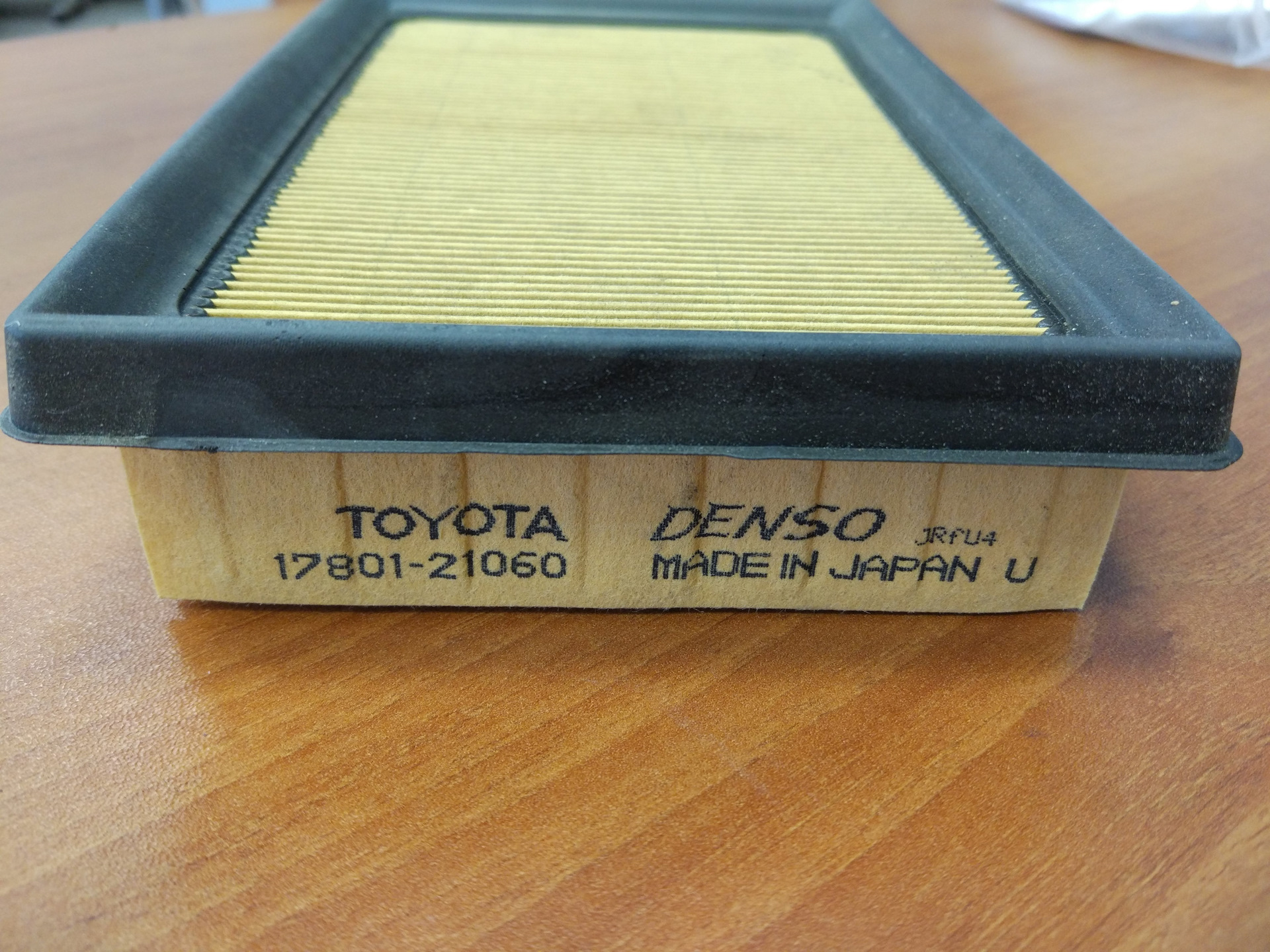 Маркировка воздушного фильтра. Toyota passo воздушный фильтр. 17801-21060. 17801-21060 Фильтр воздушный. Тойота 17801-21060.