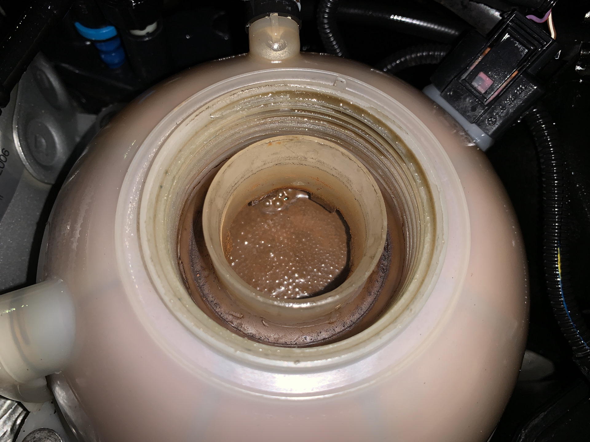 Замена пробитого теплообменника — Skoda Octavia A4 Mk1, 1,8 л, 2006 ...