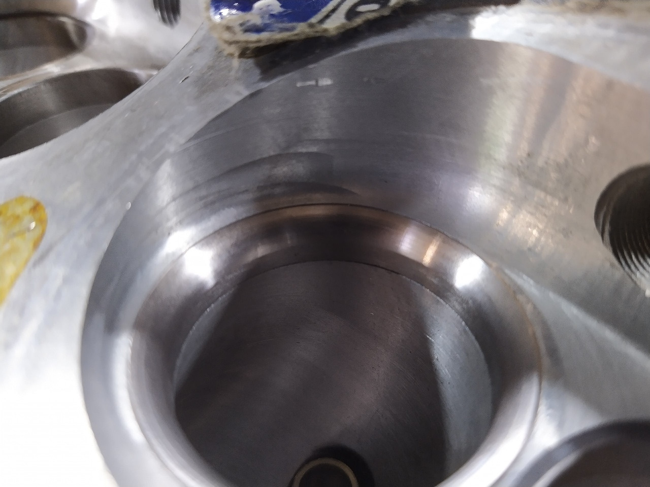 Седла клапанов ваз 1118. Ваз 2109 притертые седла клапанов. Фаски гбц. Гбц 1kr fe. Фаски гбц.