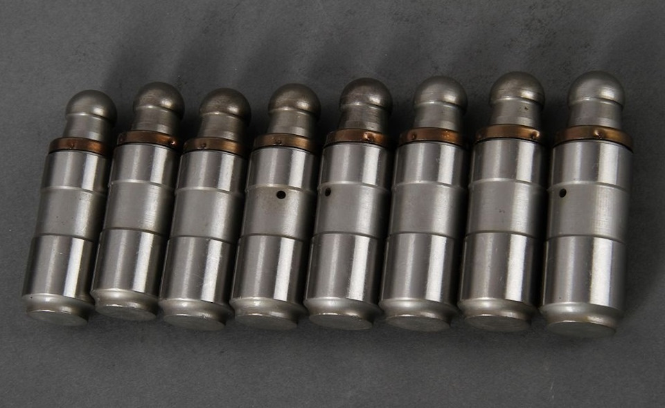 Вопрос к Знатокам. Стук гидрокомпенсаторов при холодном старте — это ...