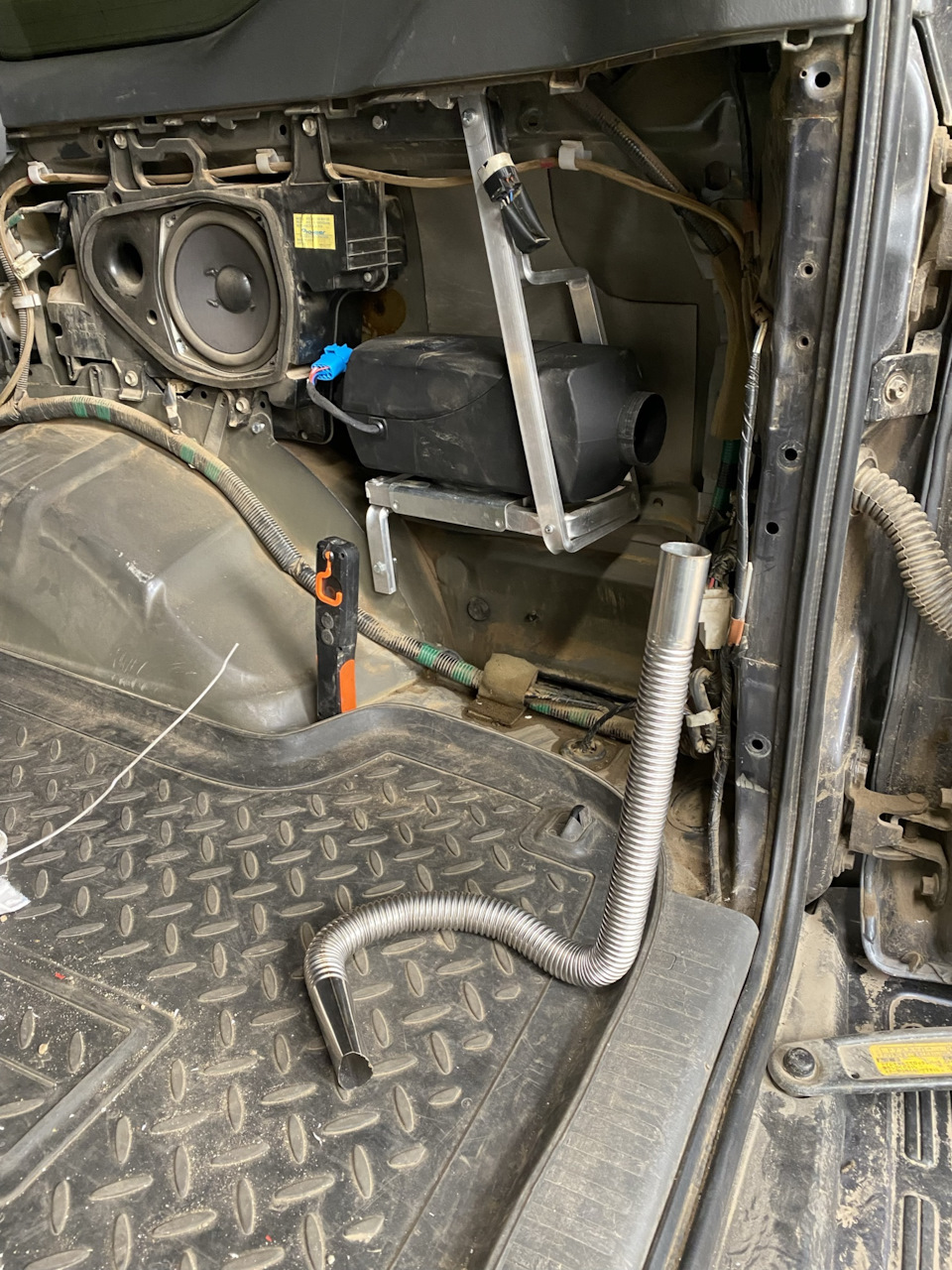 QR7N58yiRHcs kJlBbveMZsv9mI 960 дополнительный электрический отопитель салона тойота прадо что это