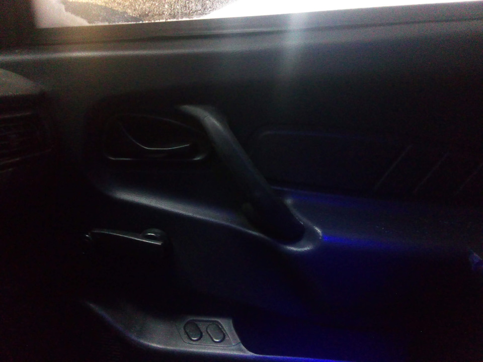 Регулировка сцепления и правая передняя дверь — Lada 2115, 1,5 л, 2002 ...