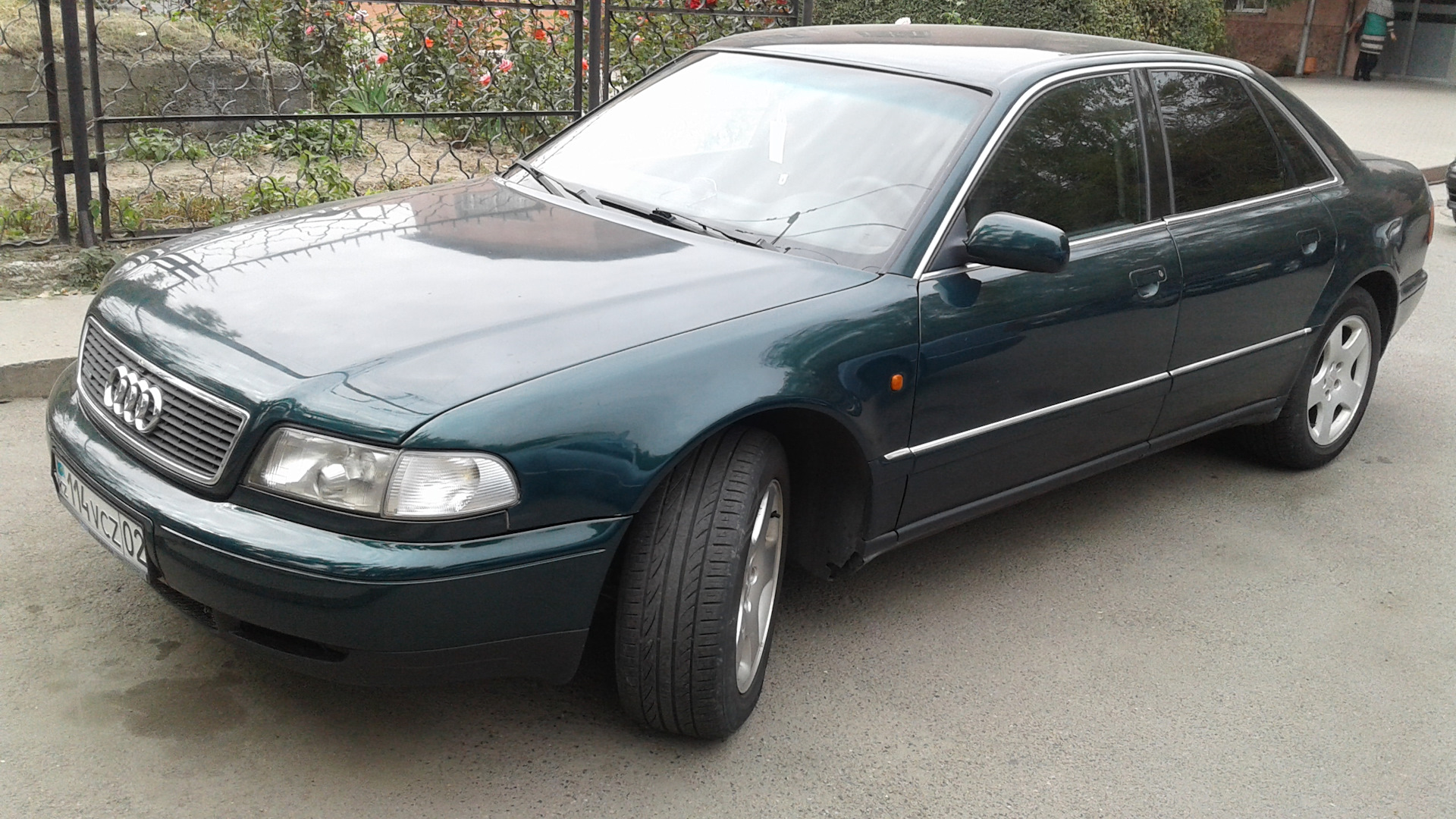 Audi A8 (D2) 3.7 бензиновый 1996 | Немецкая капсула на DRIVE2