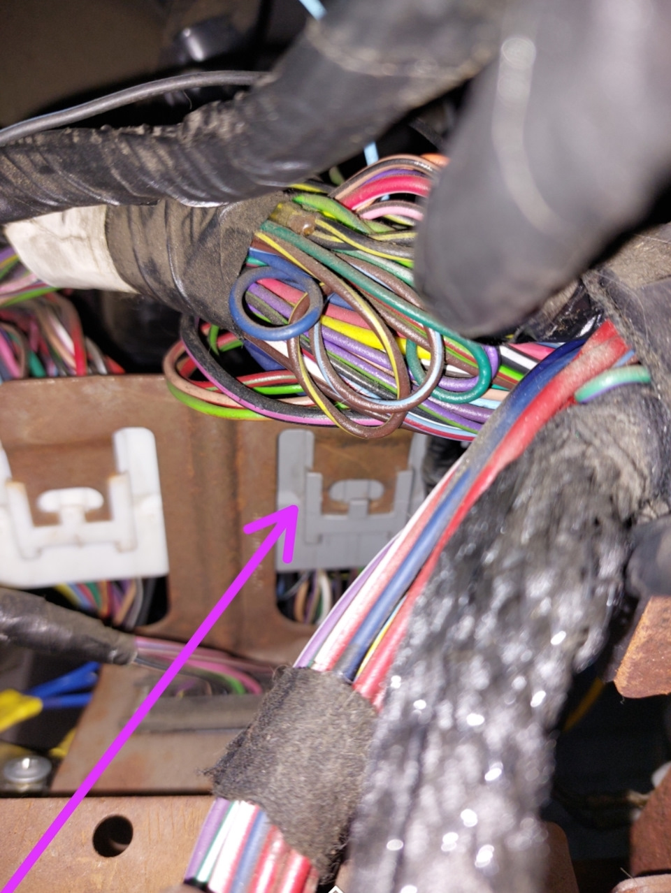 Разъёмы — Chrysler PT Cruiser