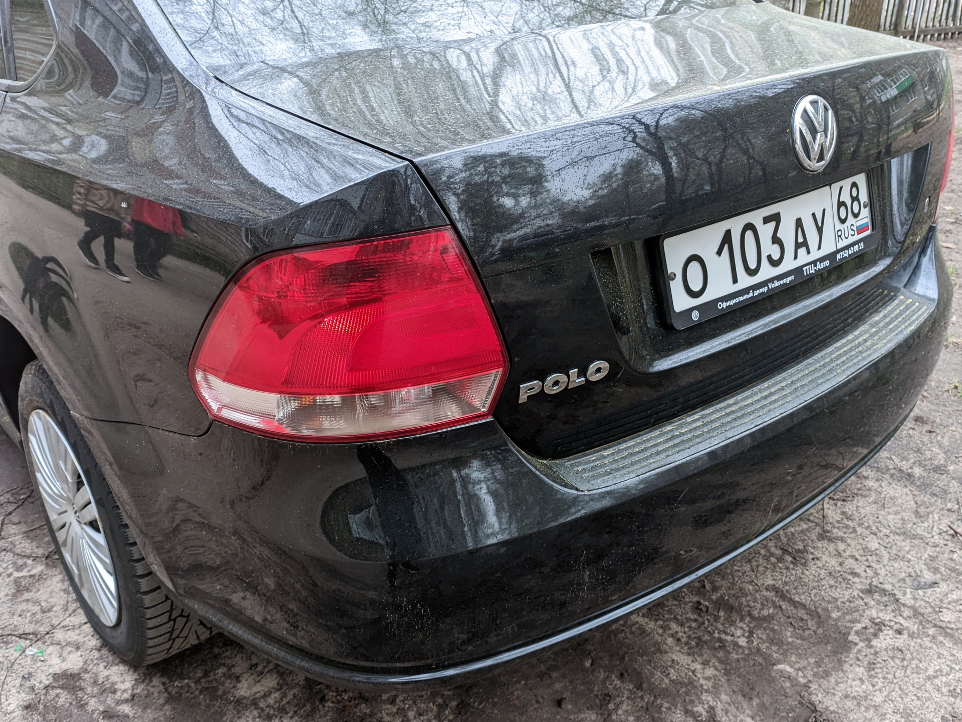 Вертай всё в зад) Или надпись Polo вернись на своё место) — Volkswagen Polo  Sedan, 1,6 л, 2010 года | просто так | DRIVE2