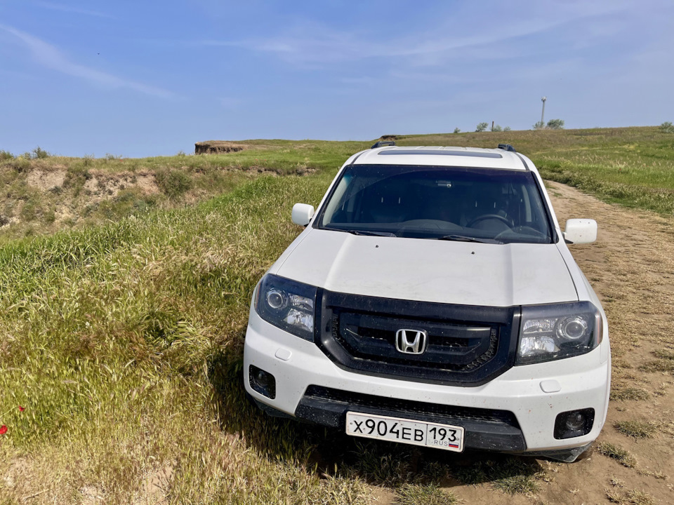Мордастенький такой — Honda Pilot (2G)