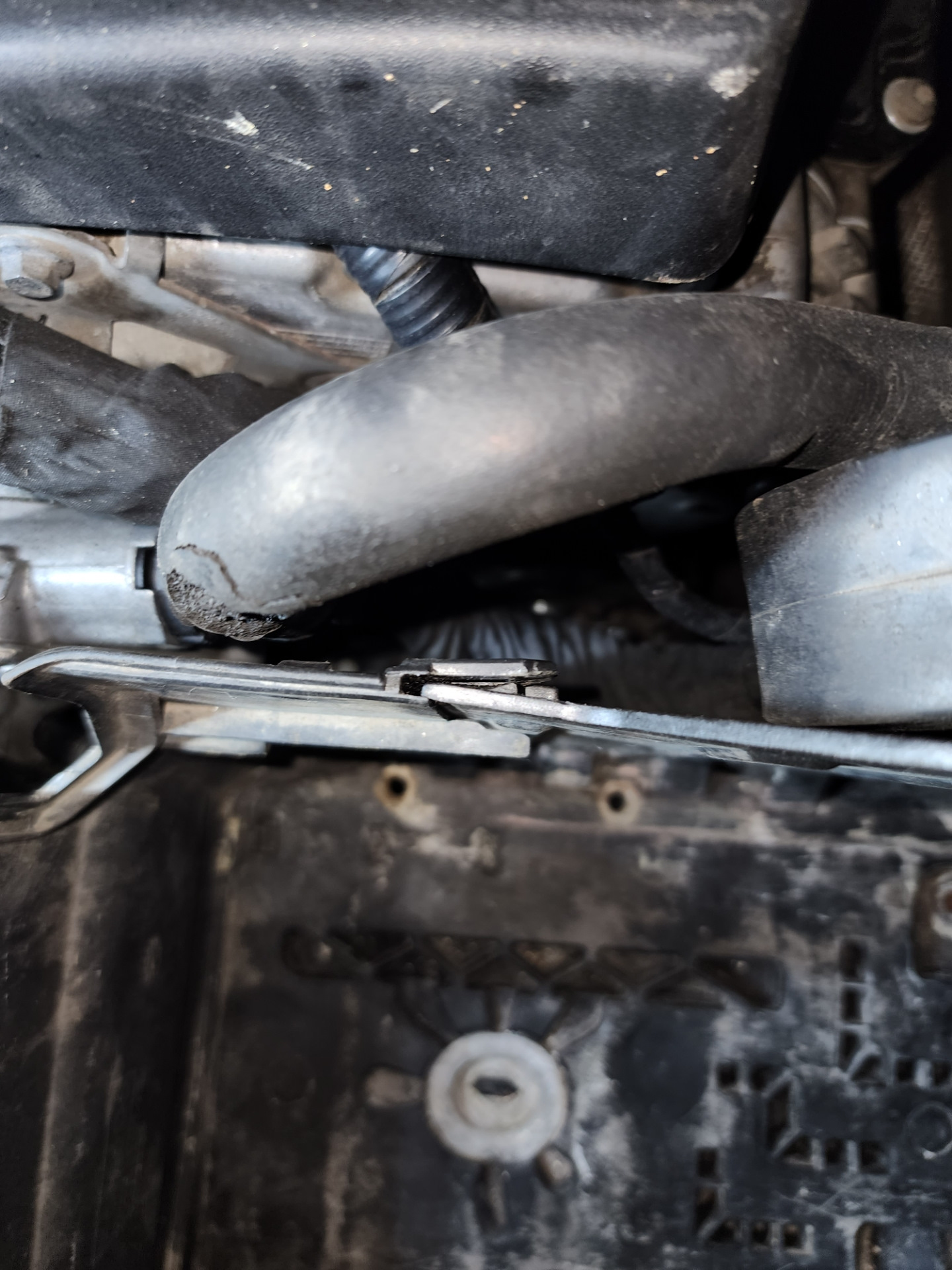 Если загудел насос ГУР на Volvo B6324S. Решение. Заменимость насосов ...