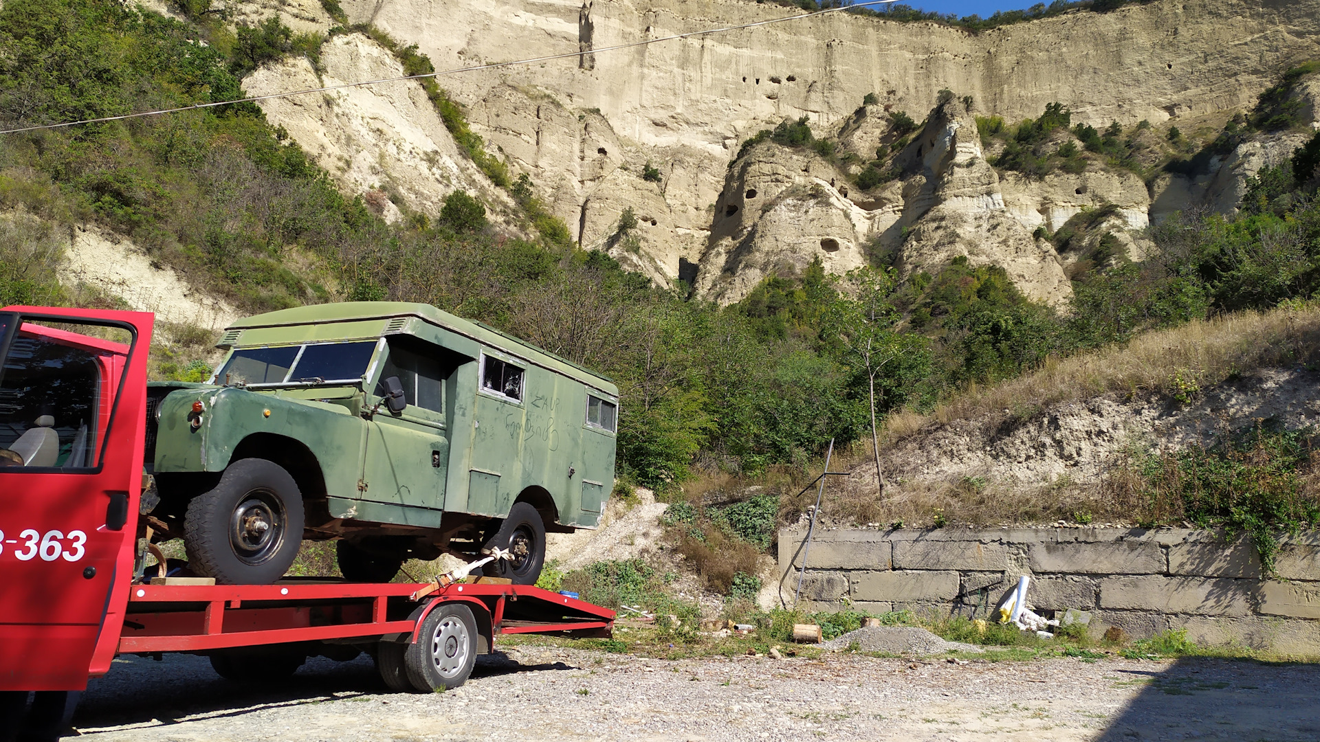 Land Rover Series II 2.3 бензиновый 1968 | Marshall Ambulance-Ketty на  DRIVE2