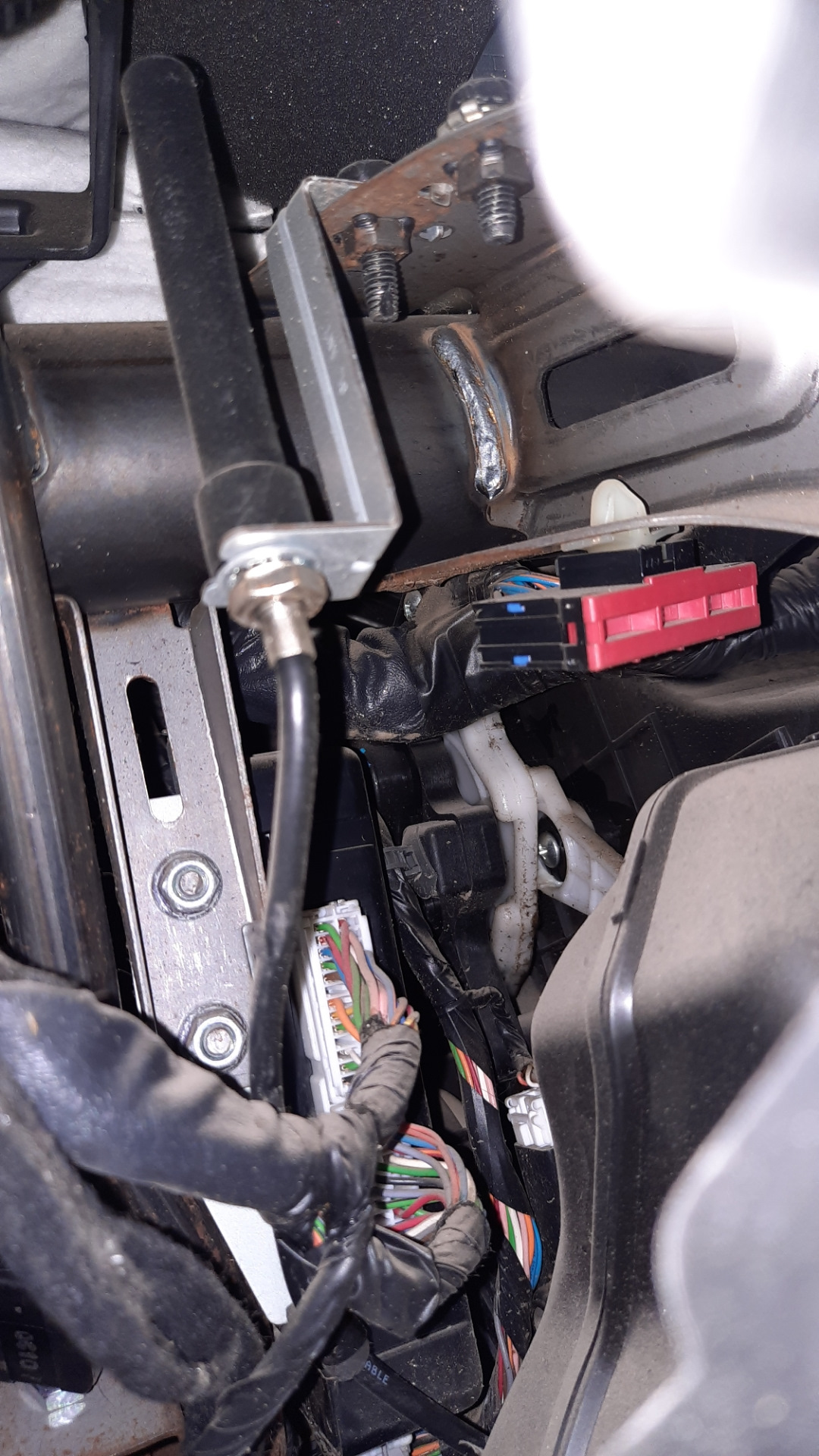 Загорелась курсовая устойчивость и спуск с горы — KIA Sportage (3G), 2 ...