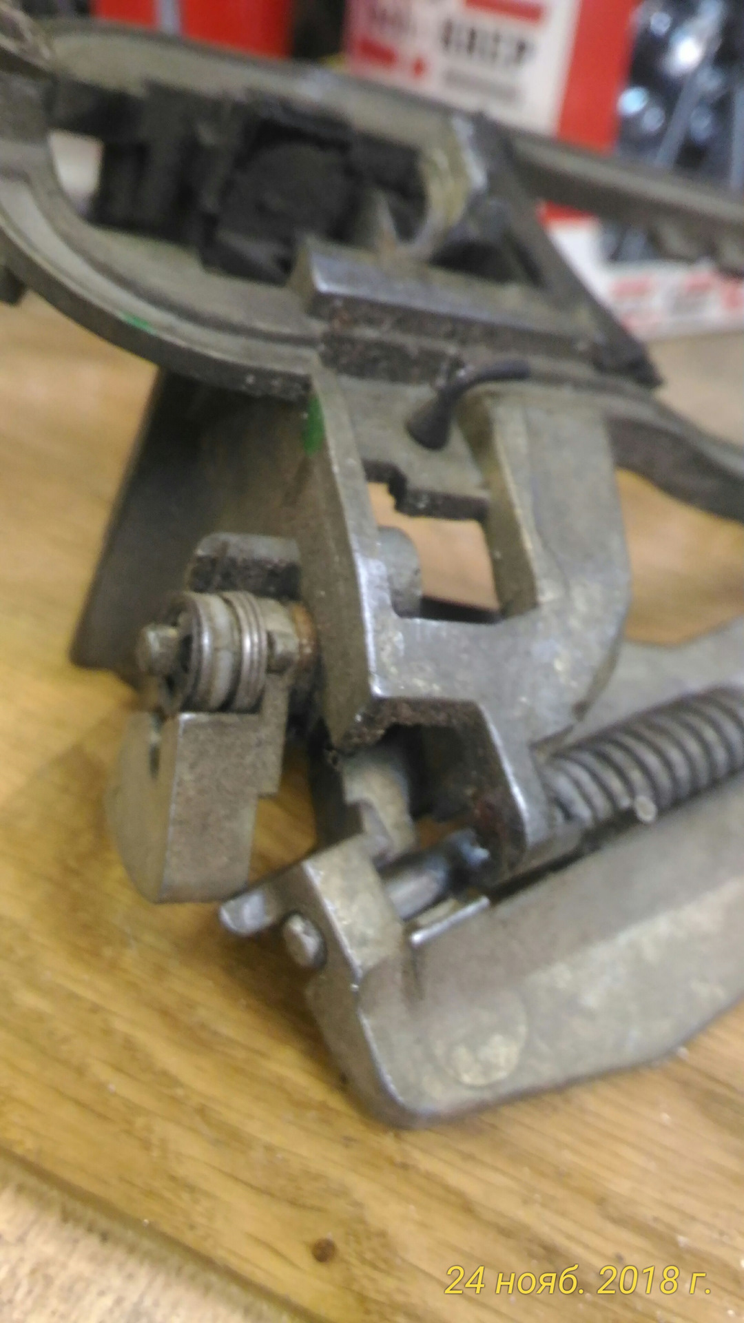 Очередная замена кронштейна дверной ручки. — BMW X5 (E53), 3 л, 2004 ...