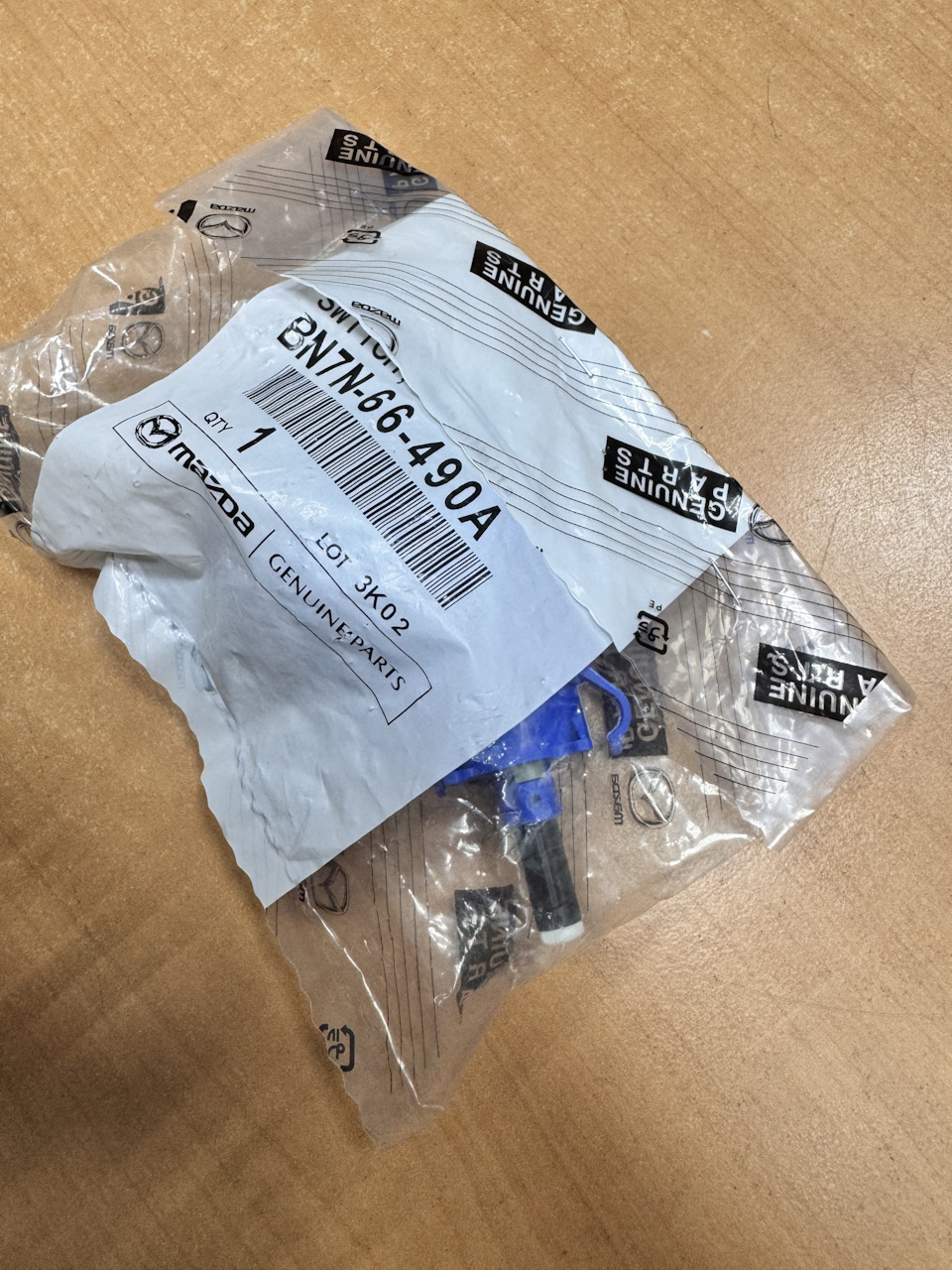 BN7N66490A Выключатель фонаря сигнала торможения Mazda | Запчасти