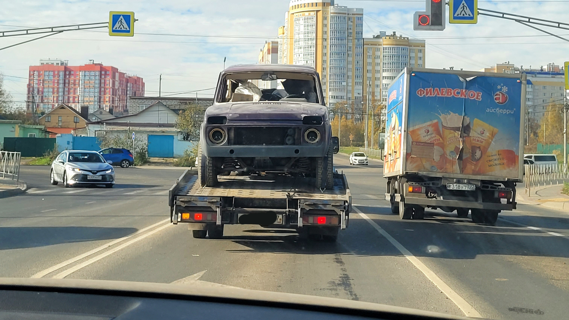 Продажа Lada 21218 Фора 2001 (бензин, МКПП) — с историей обслуживания —  DRIVE2.RU