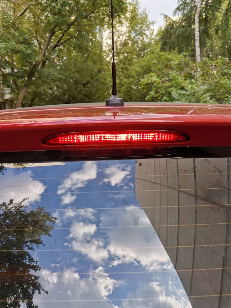 Замена стоп сигнала — KIA Venga, 1,6 л, 2012 года | своими руками | DRIVE2