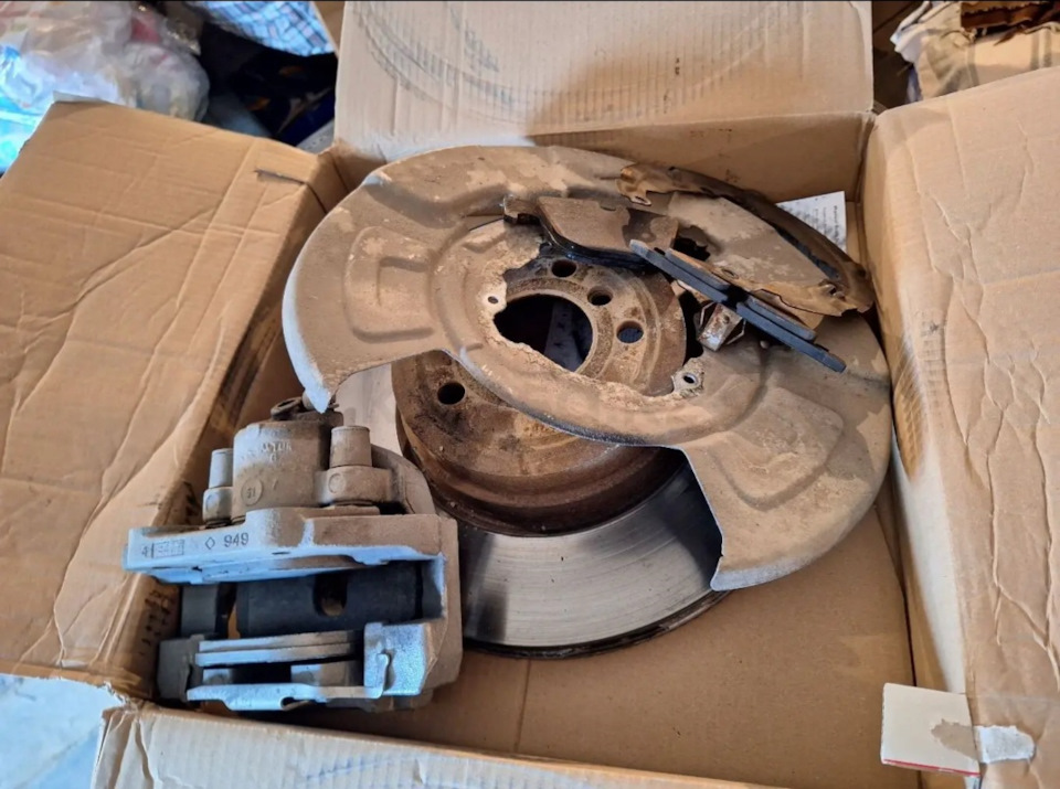 Комплект тормозов от BMW X5 E70 4.8 на BMW X5 (E70). Б/у 450 в