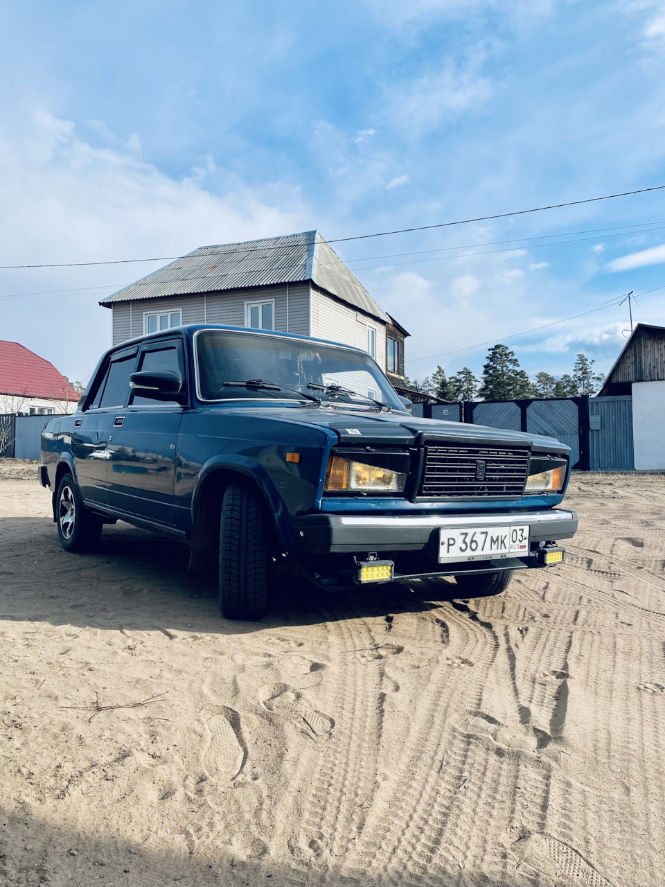 А мы не успокаиваемся. Снова злые реснички😎 — Lada 210740, 1,6 л, 2008  года | стайлинг | DRIVE2