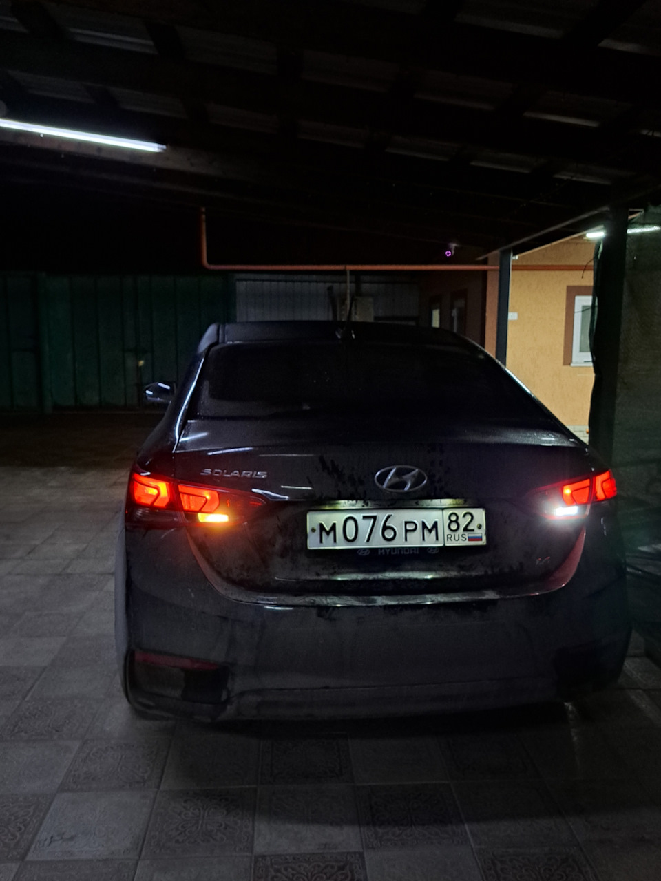 Лампочка заднего хода хендэ солярис 1. Лампочки заднего хода солярис 2. Лампочки заднего хода солярис 2. Солярис 2020 лампочка поворотника. Лампочки задний ход солярис хэтчбек.