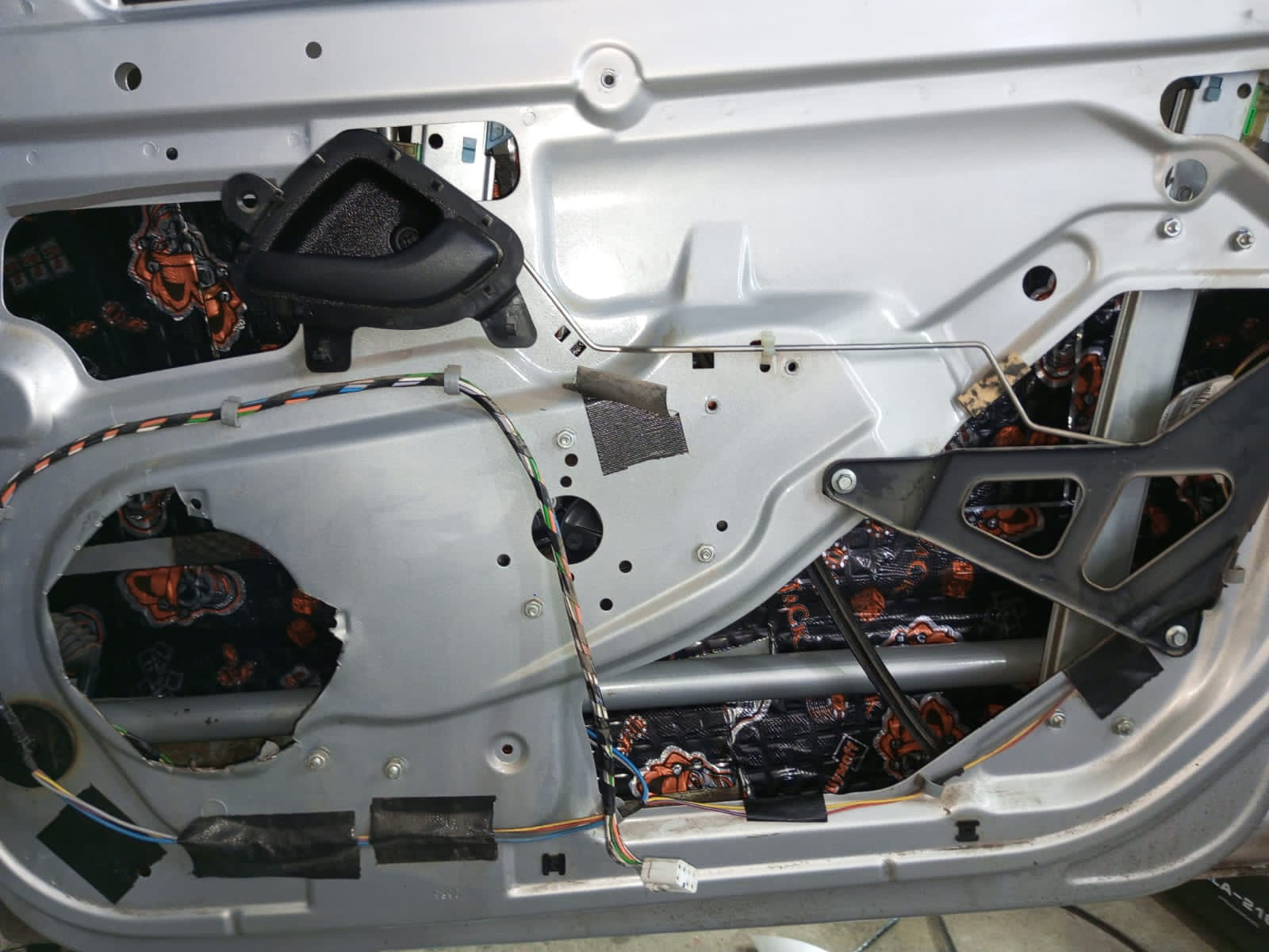 Шумоизоляция передних дверей — Lada Гранта, 1,6 л, 2015 года | тюнинг ...