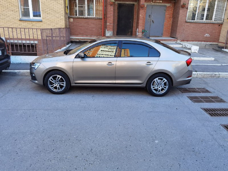 Фото в бортжурнале Skoda Rapid (2G)