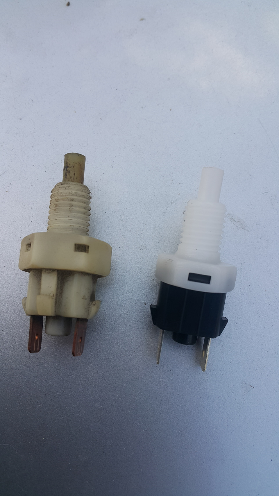 замена лягушки стоп сигнала — Opel Ascona C, 1,6 л, 1984 года | своими ...