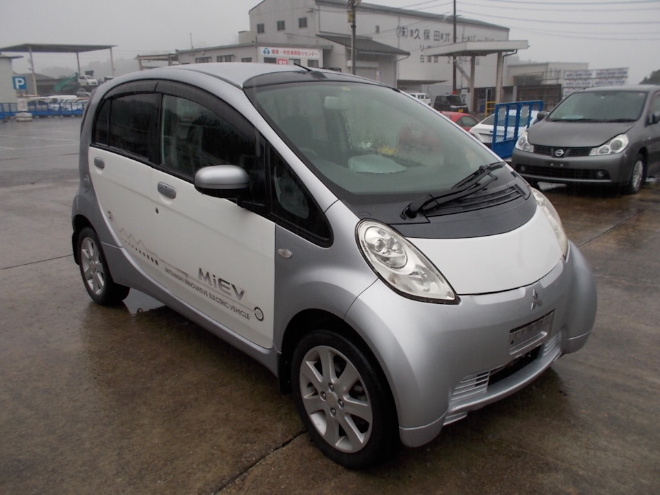 Mitsubishi i MIEV 2010