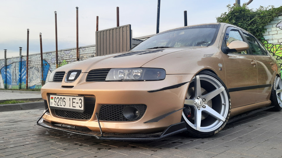 SEAT Toledo / VR6 3.2 250+