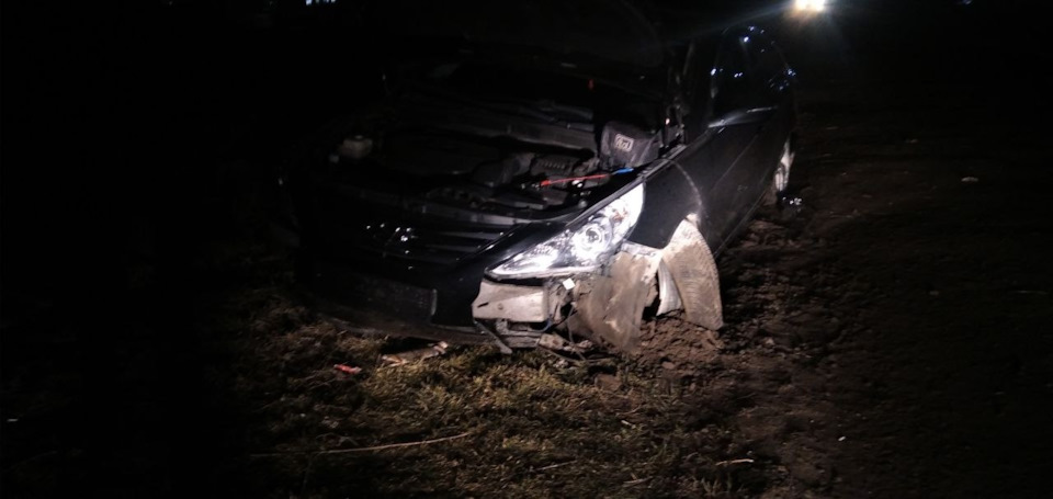 Лопнуло колесо на скорости 100 — Hyundai Sonata VI (YF), 2 л, 2013 года ...