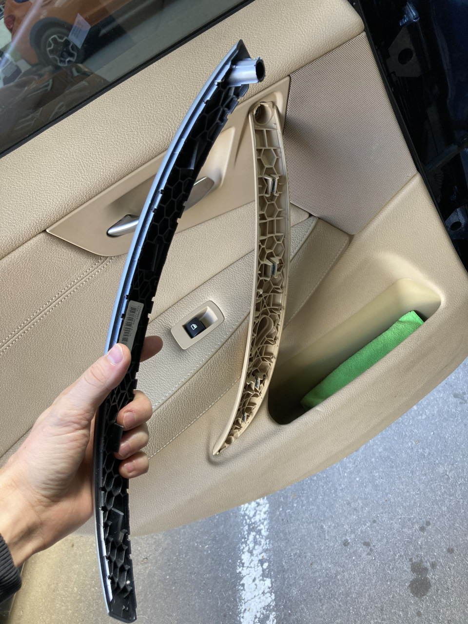 10. Устранение протечки с частичным разбором карты двери — BMW X3 (E83 ...