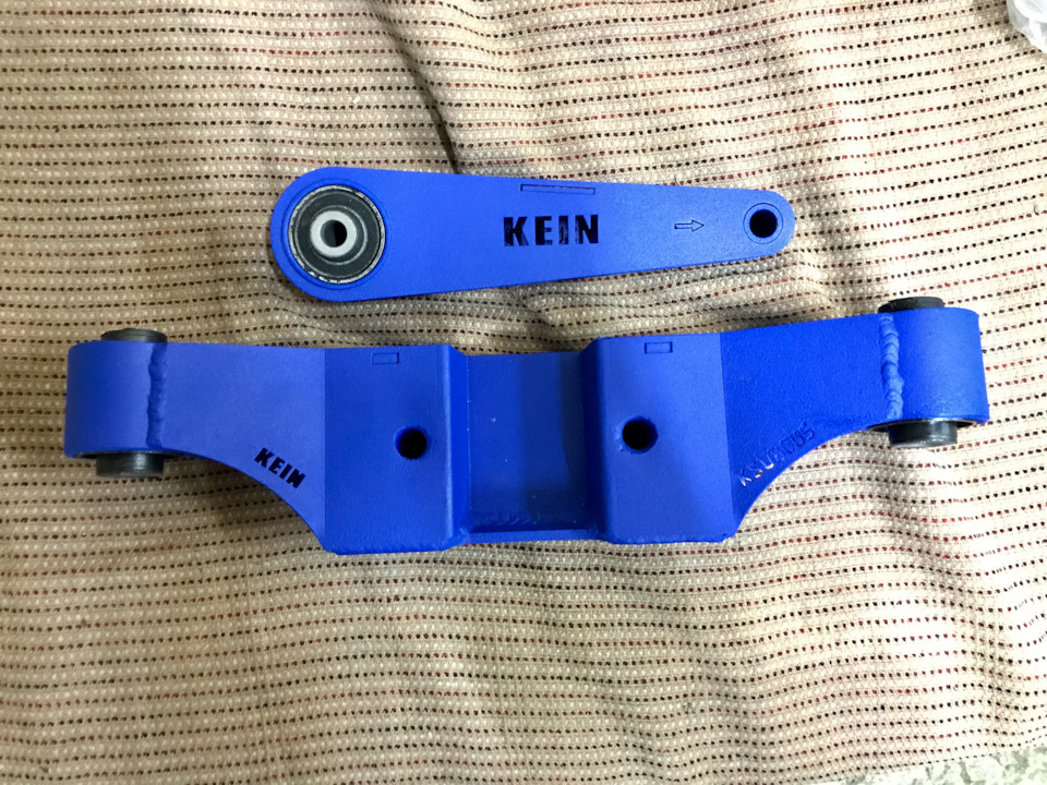 TK　1027 KEIN опора з.редуктора и косточка АКПП — Subaru Tribeca B9